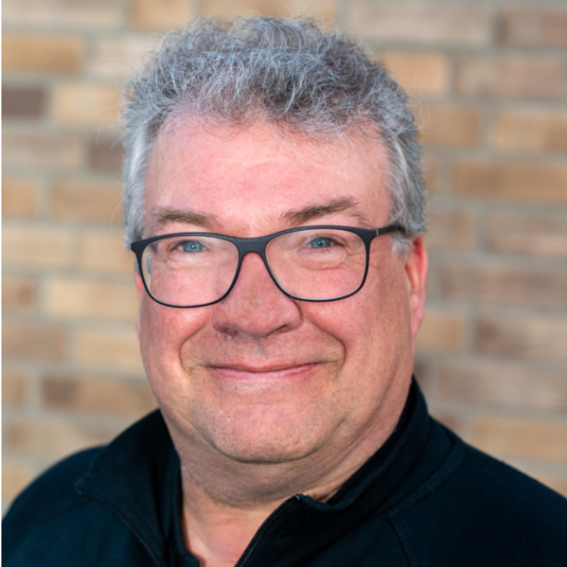  Holger Elixmann