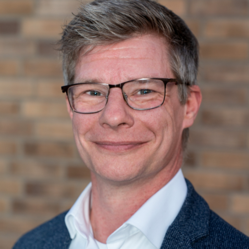  Robert Schirmbeck